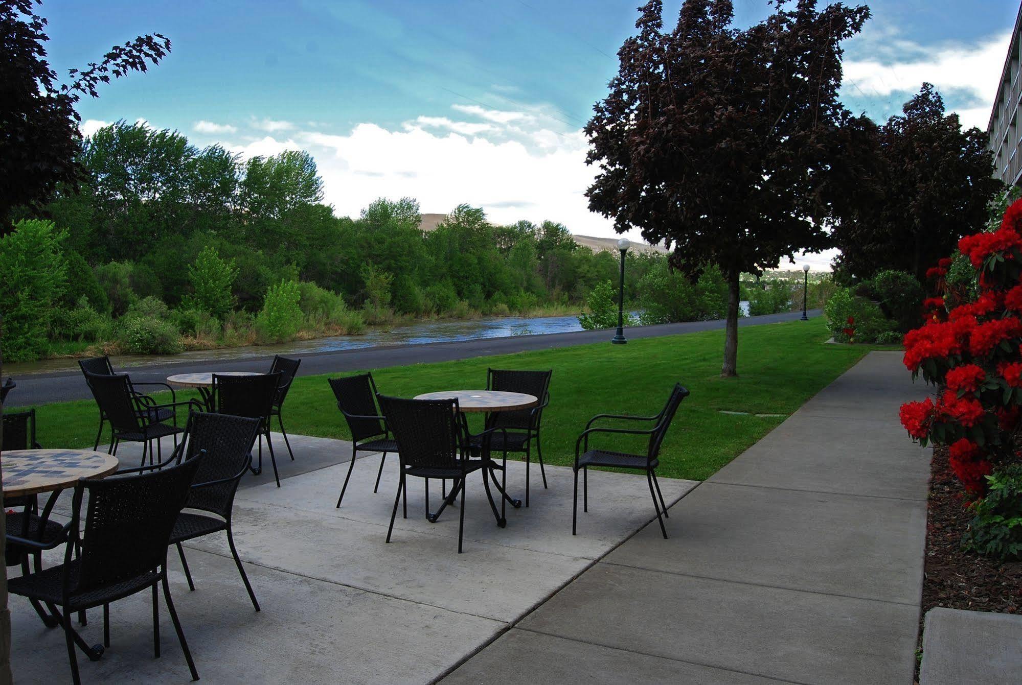 Baymont By Wyndham Yakima Riverfront Étterem fotó