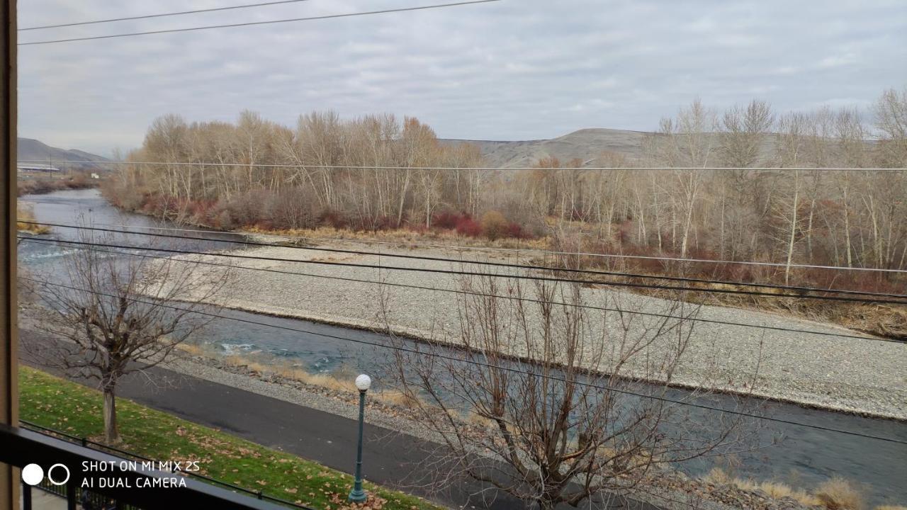 Baymont By Wyndham Yakima Riverfront Kültér fotó